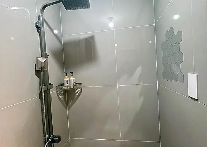 Cozy 호텔 4*